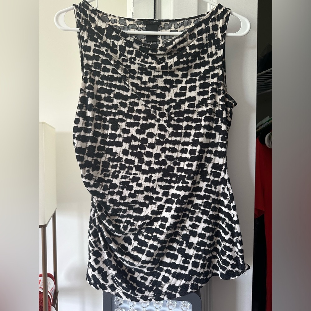 Ann Taylor - vintage black & white patterned blouse